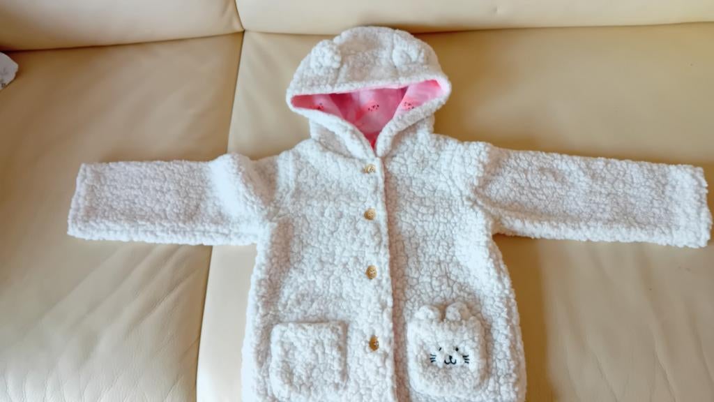 Hema Teddy jasje 86, Ophalen of Verzenden, Zo goed als nieuw, Meisje