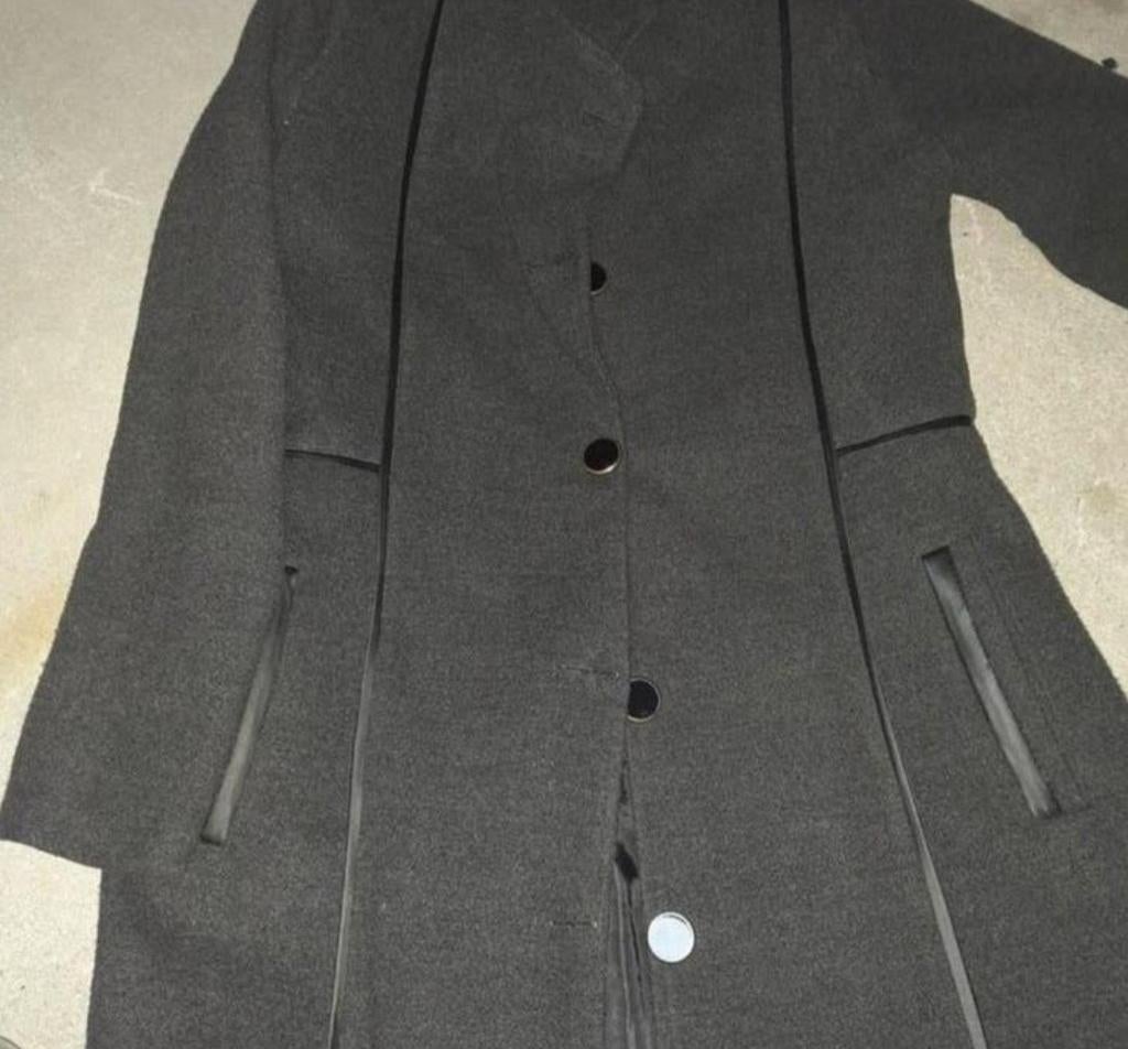 Heel mooie  jassen van wollen  Grijz en Bruin, Kleding | Dames, Jassen | Winter, Ophalen of Verzenden, Zo goed als nieuw, Maat 38/40 (M)
