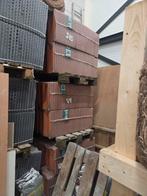 Sneldekpan rood €0,50 per stuk in dordrecht, Ophalen, Steen of Klei, 15 m² of meer, Dakpannen