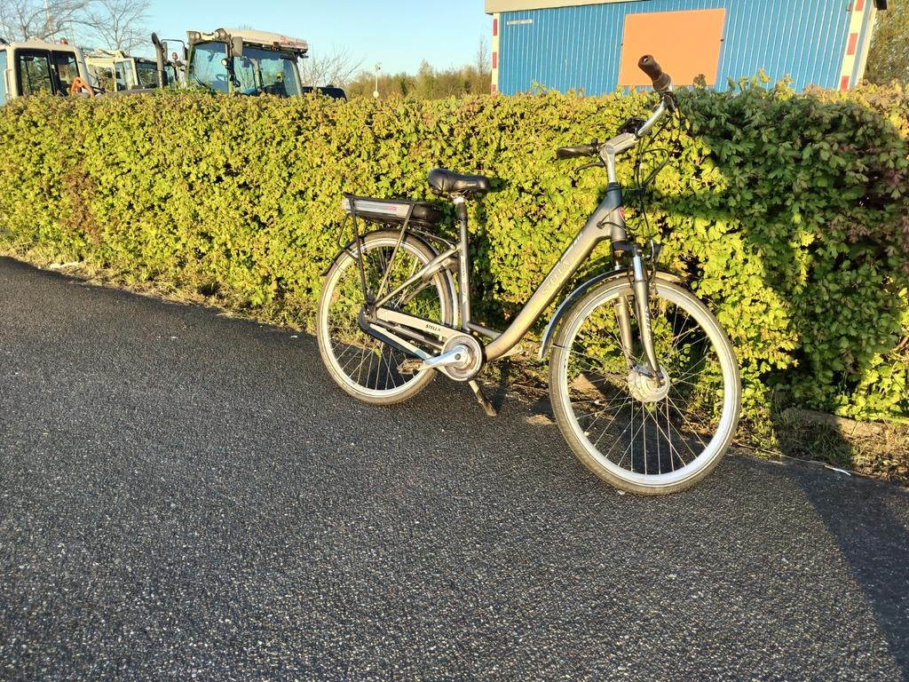 Stella Modena E-bike - 50km actieradius, Fietsen en Brommers, Gebruikt, 51 tot 55 cm, 50 km per accu of meer, Ophalen