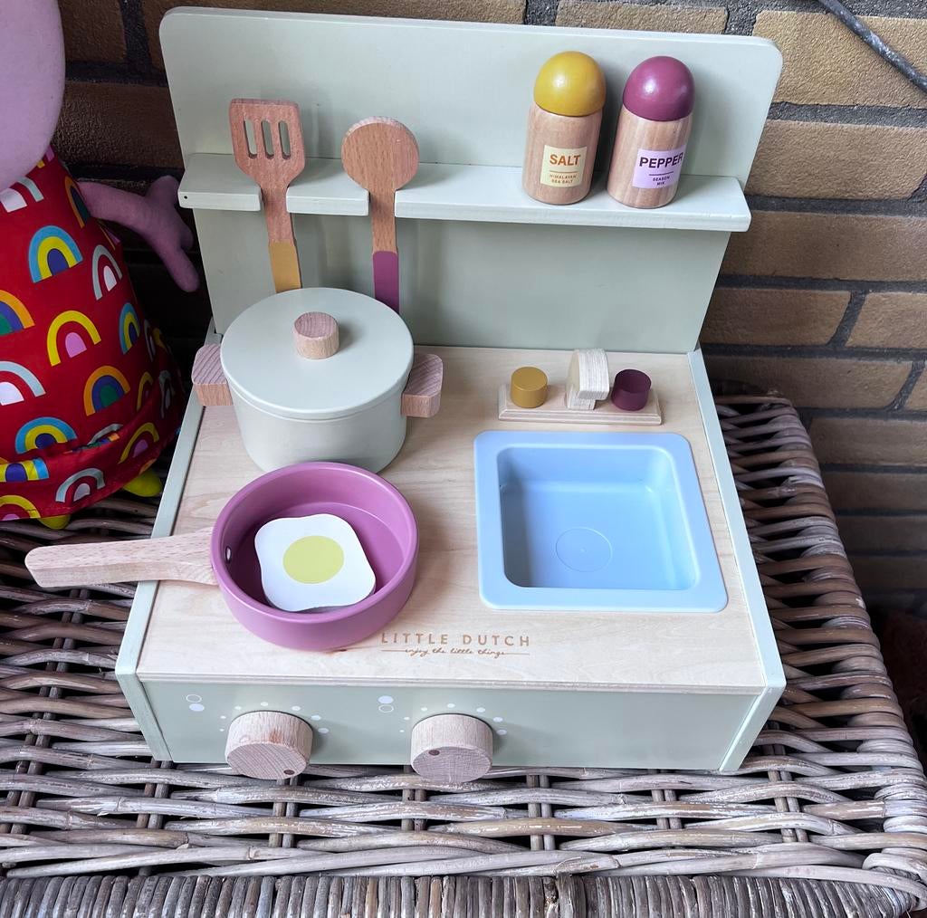 Little Dutch Houten Mini keuken, Ophalen, Zo goed als nieuw, Meubelstuk of Keukentje