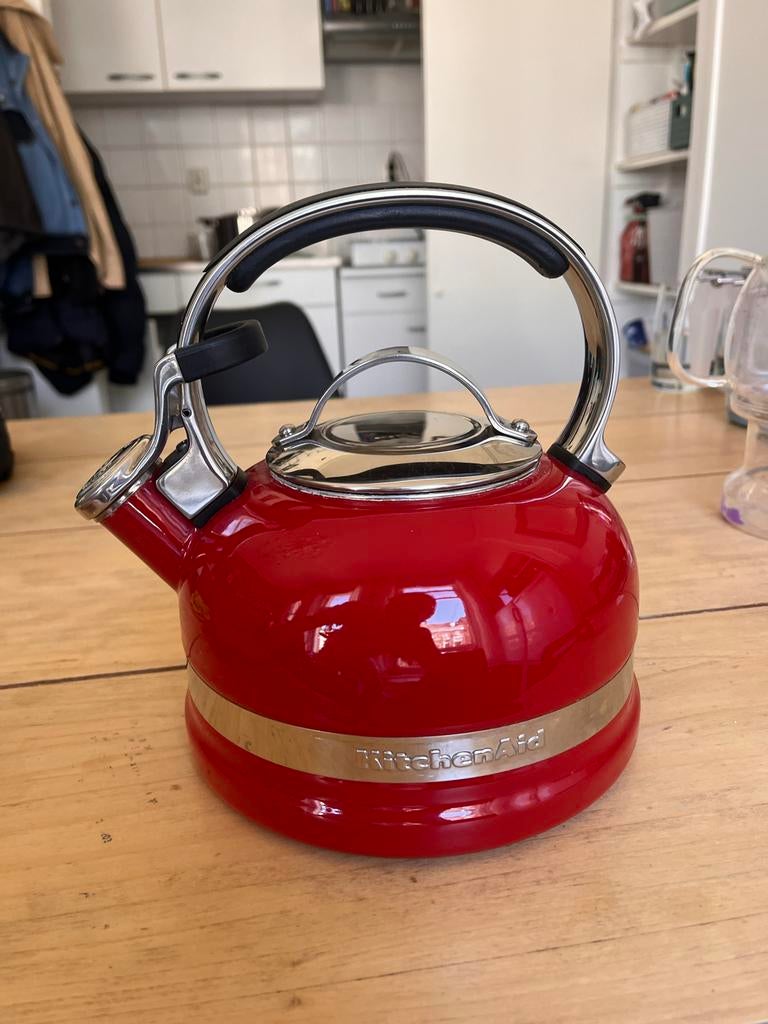 Kitchenaid fluitketel, 1 tot 2 liter, Ophalen of Verzenden, Zo goed als nieuw