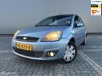 Ford Fiesta 1.4-16V Ambiente|APK|AIRCO|, Voorwielaandrijving, 15 km/l, 40 €/maand, Elektrische ramen