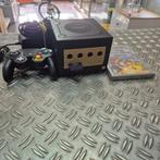 Nintendo GameCube met controller en  SuperSmash Bros Melee, Nintendo, Gebruikt, Support@nintendo.com, 11-1 Hokotate-cho, Kamitoba, Minami-ku
Kyoto 601-8501
Japan