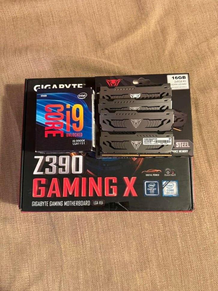 Intel i9‑9900K + Gigabyte Z390 Gaming X + 32GB DDR4‑4400 RAM, Computers en Software, Desktop Pc's, Zo goed als nieuw, 3 tot 4 Ghz