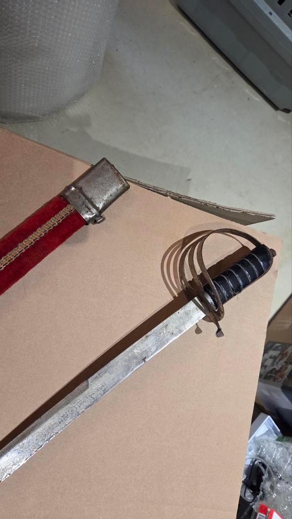 Scherpe cavalerie sabel met schede - 100 cm, Ophalen of Verzenden, Overige soorten, Overige gebieden, Zwaard of Sabel