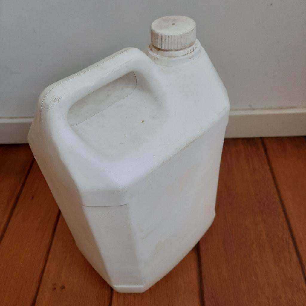 Jerrycan wit witte dop - 5 liter - 1 stuks -, Ophalen of Verzenden