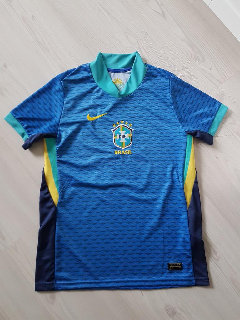 Brazilië Neymar heren voetbalshirt size medium, Ophalen of Verzenden, Zo goed als nieuw, Shirt