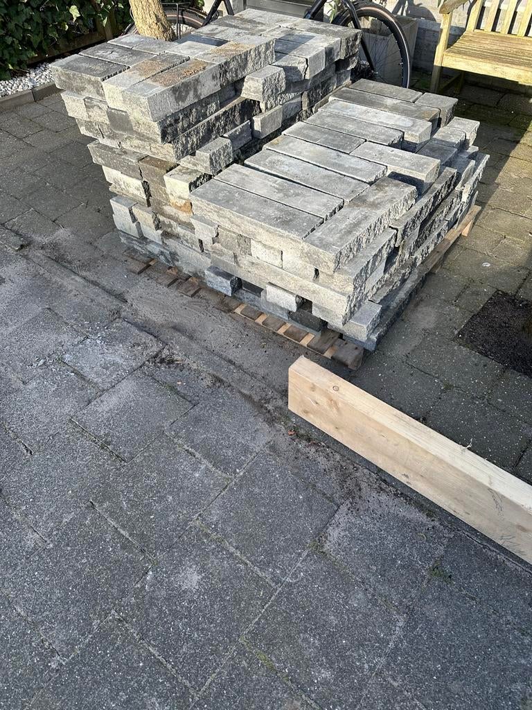 Restpartij splitblokken antraciet + 15kg lijm (nieuw), Tuin en Terras, Ophalen, Nieuw, Beton, Overige typen