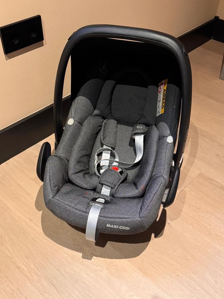 Maxi-Cosi met Isofix FamilyFix One i-Size, Ophalen, Gebruikt, Zijbescherming, Isofix