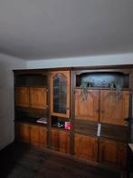Grote houten wandkast met veel opbergruimte, Huis en Inrichting, Kasten | Wandmeubels, Ophalen, 250 tot 300 cm, Gebruikt, Met deur(en)