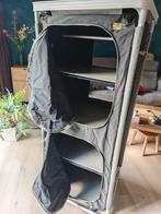 Hoge campingkast, Ophalen, Zo goed als nieuw, Campingkast