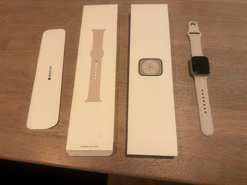 Apple Watch Series 8 41mm, Sieraden, Tassen en Uiterlijk, Smartwatches, IOS, Ophalen of Verzenden, Waterdicht, Zilver