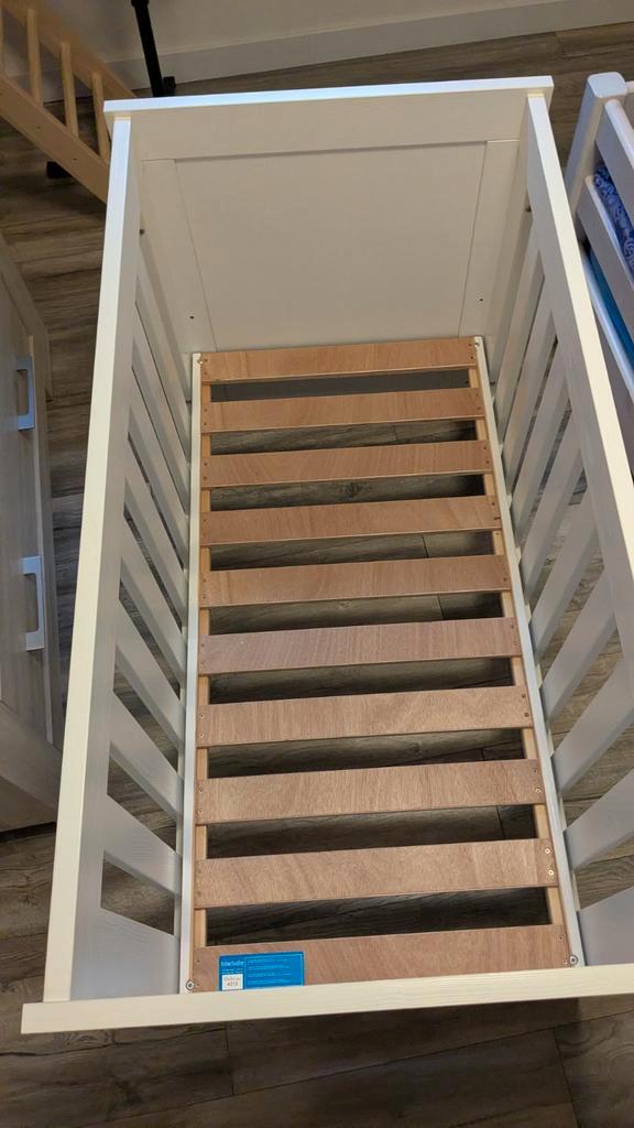 Ledikant Ohio, Kinderen en Baby's, Kinderkamer | Bedden, Zo goed als nieuw, Minder dan 140 cm, Minder dan 70 cm, Matras, Ophalen