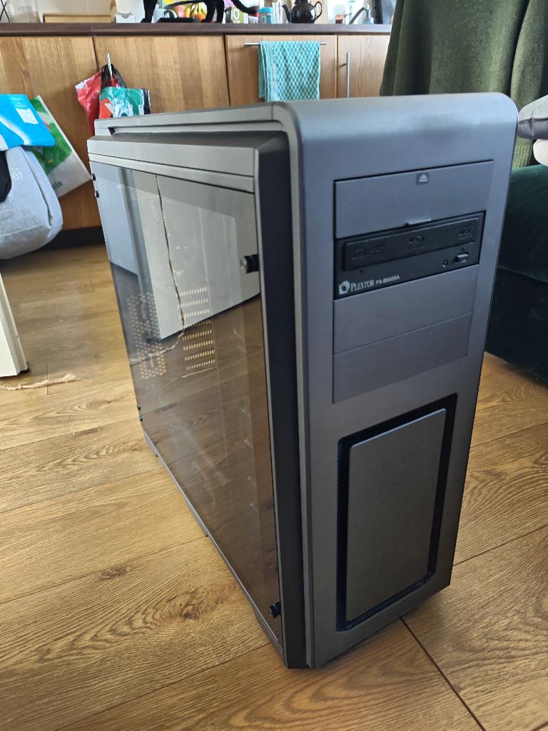 Phanteks Enthoo Luxe Tempered Glass, Computers en Software, Computerbehuizingen, Gebruikt, Ophalen