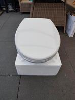 Villeroy&Boch wandcloset met bril, Ophalen, Zo goed als nieuw, Toilet