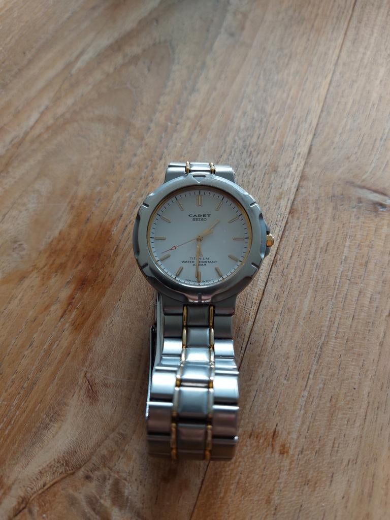 Prachtige Seiko Cadet - Titanium & Goud - Vintage Jaren '90, Sieraden, Tassen en Uiterlijk, Horloges | Dames, Polshorloge, Overige materialen