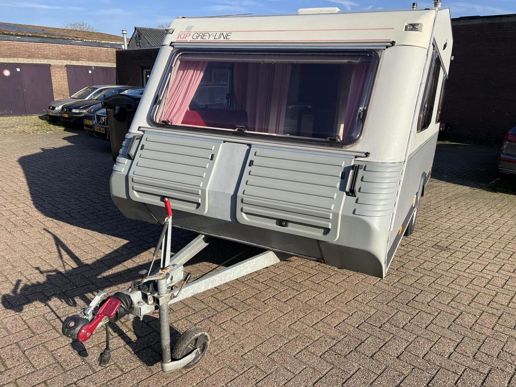 Kip Kg-42 Greyline KG 42TTC 4 slaapplaatsen incl; voortent,, Caravans en Kamperen, Vast bed, Kip, Bedrijf, 750 - 1000 kg