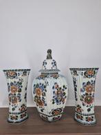 Flora Gouda Delft Polychroom Vaas Set | 3-delig | Vintage, Antiek en Kunst, Ophalen of Verzenden