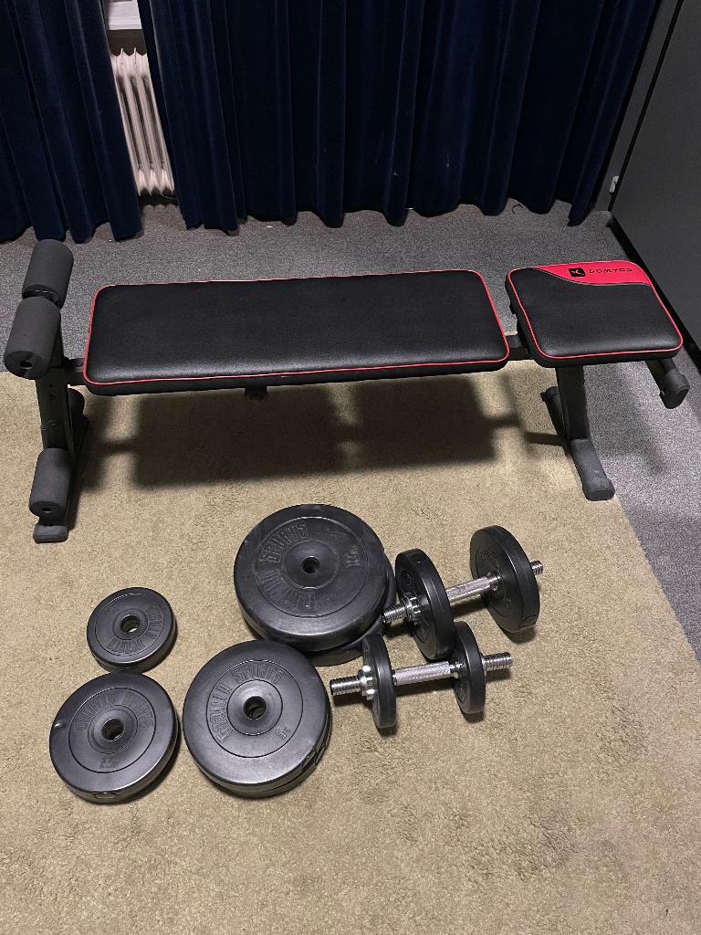 Dumbbells (45kg) + verstelbare halterbank, Sport en Fitness, Fitnessmaterialen, Ophalen, Gebruikt, Halterset