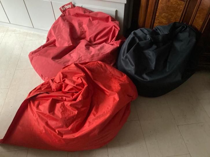 3 Zitzakken: (1 Fatboy), Huis en Inrichting, Zitzakken, Gebruikt, Zitzak, Overige kleuren, Ophalen