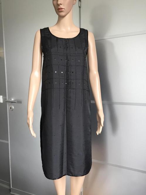 B1507 Peppercorn: zwart lang tuniek jurk Maat S=36 jurkje, Kleding | Dames, Jurken, Zo goed als nieuw, Maat 36 (S), Zwart, Knielengte