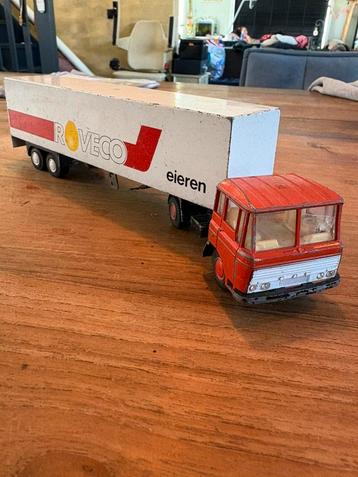 Vintage Daf 2600 Truck + Trailer “Roveco” 1:50 beschikbaar voor biedingen