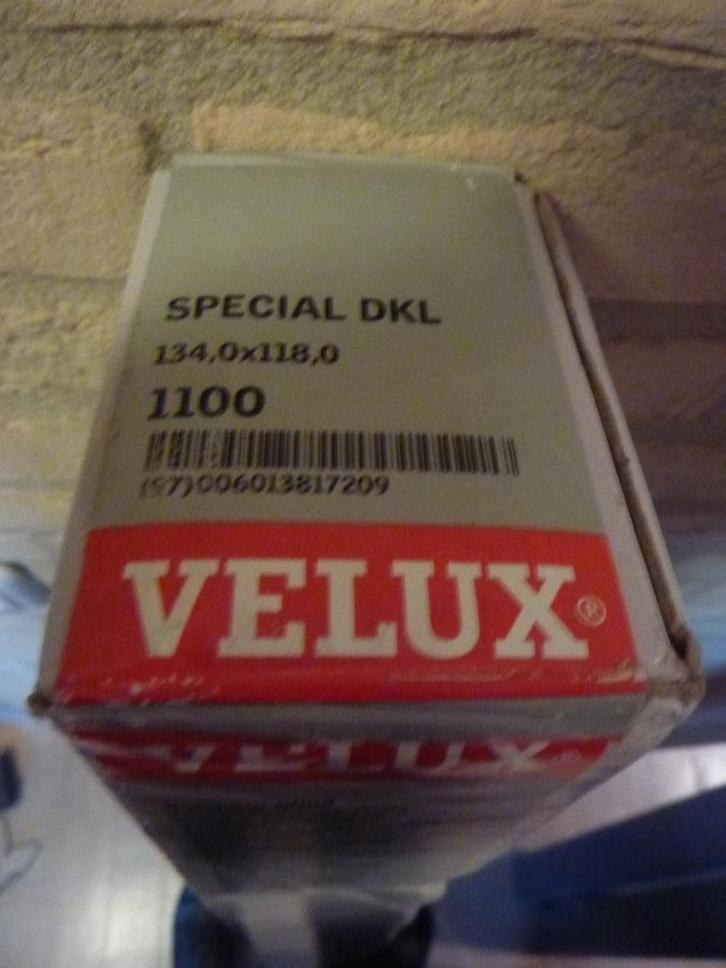 Nieuwe Velux verduisteringsgordijnen / DKL UK06 ( 134 x 118), Huis en Inrichting, Stoffering | Gordijnen en Lamellen, Nieuw, Blauw