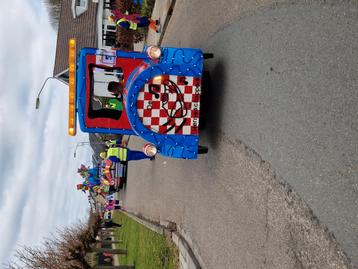 Carnavalswagen Grasmaaieroverkappinh beschikbaar voor biedingen