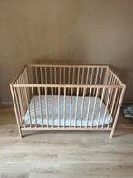 Ikea Sniglar Ledikant Babybed inclusief topper en matras, Ophalen, Zo goed als nieuw, Ledikant