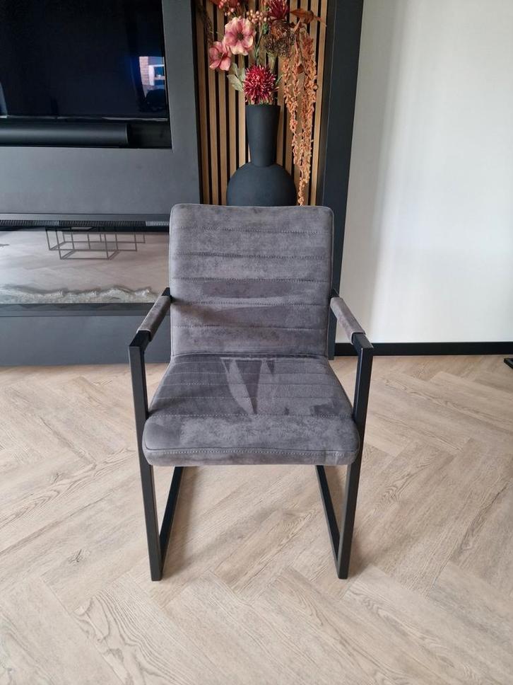 Leen Bakker Lizzy Stoel Antraciet, Huis en Inrichting, Stoelen, Zo goed als nieuw, Eén, Grijs, Ophalen