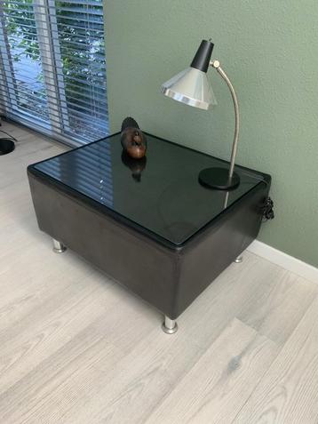 Design Salontafel Leer, Kubistisch, glazen beschermblad beschikbaar voor biedingen