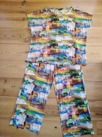 Set van broek en t-shirt, viscose en vrolijk, maat 48 / 50 beschikbaar voor biedingen