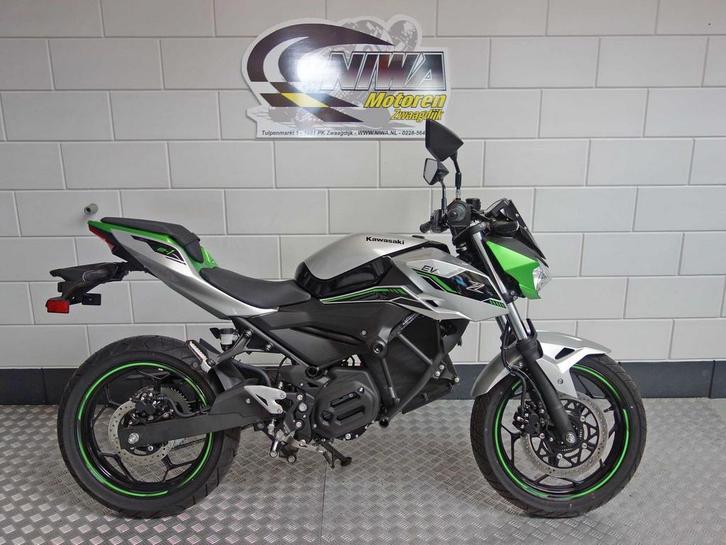 KAWASAKI Z e-1 (bj 2024), Motoren, Motoren | Kawasaki, Bedrijf, Naked bike, Minimaal motorrijbewijs A1