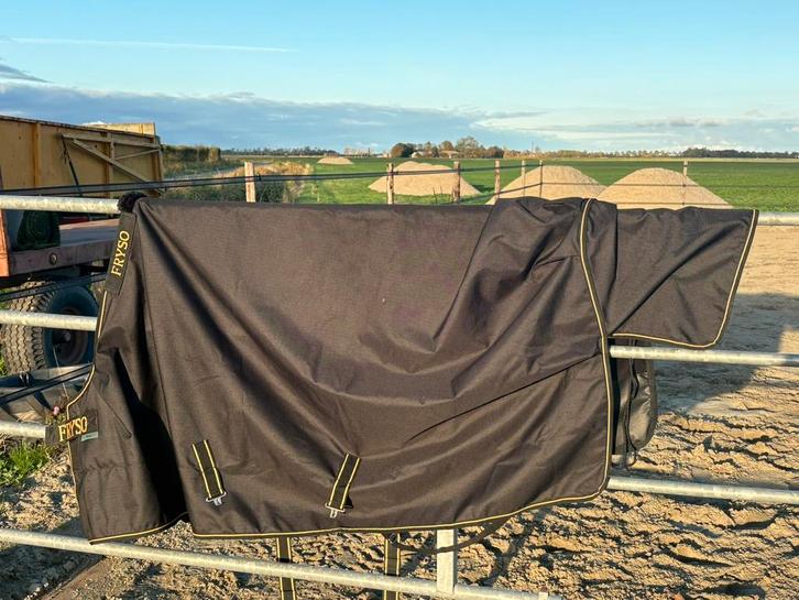 Fryso bucas regendeken 195, Dieren en Toebehoren, Paarden en Pony's | Dekens en Dekjes, Zo goed als nieuw, Ophalen of Verzenden