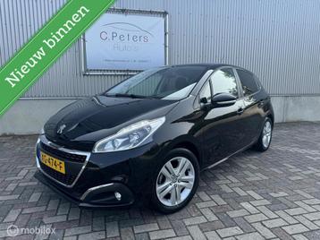 Peugeot 208 1.2 PureTech Signature 2019 / Trekhaak / Carplay beschikbaar voor biedingen
