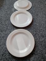 Witte hard plastic borden 3x, Huis en Inrichting, Keuken | Servies, Overige materialen, Gebruikt, Ophalen of Verzenden, Bord(en)