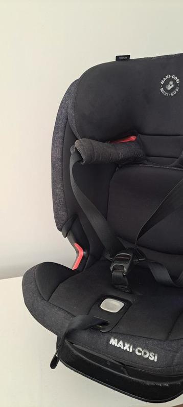 Maxicosi titan pro beschikbaar voor biedingen