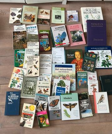 Verschillende boeken over de natuur vogels bloemen vlinders beschikbaar voor biedingen