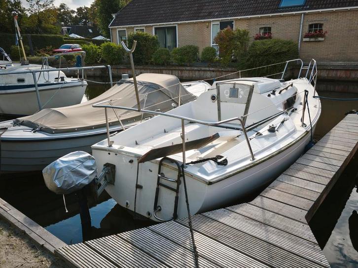 MOET WEG! Oceaan 22 Van de Stadt + Yamaha 4pk (Terherne), Watersport en Boten, Kajuitzeilboten en Zeiljachten, Gebruikt, Tourjacht of Cruiser