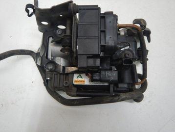 Mercedes-Benz C-Klasse W205 Compressor Air-Matic A0993200058 beschikbaar voor biedingen