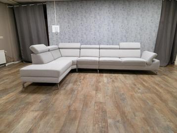 PRACHTIG WITGRIJS MONTEL MODENA DESIGN HOEKBANK beschikbaar voor biedingen