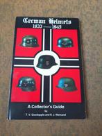 German helmets 1939-1945, Verzamelen, Militaria | Tweede Wereldoorlog, Overige soorten, Duitsland, Boek of Tijdschrift, Ophalen of Verzenden
