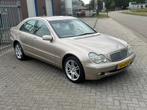 Mercedes-Benz C-klasse 180 Elegance AUTOMAAT! NAVI l Cruise, 1355 kg, 1998 cc, Gebruikt, 4 cilinders