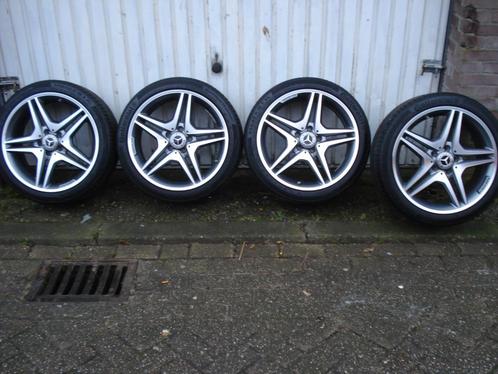 Originele Mercedes Benz AMG velgen 18 inch met zomerbanden, Auto-onderdelen, Overige Auto-onderdelen, Mercedes-Benz, Ophalen