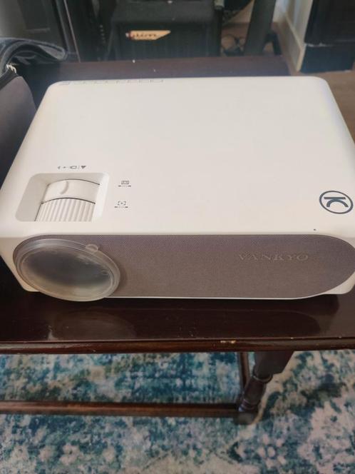 Vankyo Performance V630 M19 beamer, Audio, Tv en Foto, Beamers, Gebruikt, LED, Ophalen
