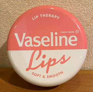 Groot Lips Vaseline Promo Blik met 3x kleine vaseline beschikbaar voor biedingen