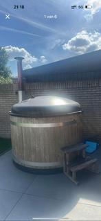 Hottub kirami, Tuin en Terras, Bubbelbaden en Hottubs, Ophalen, Zo goed als nieuw, Afdekzeil, Vast