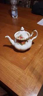 Royal Albert Old Country Roses-theepot (klein), Antiek en Kunst, Antiek | Servies los, Ophalen of Verzenden