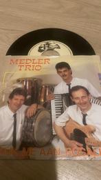Medler trio, Ophalen of Verzenden, Zo goed als nieuw, Overige formaten, Levenslied of Smartlap